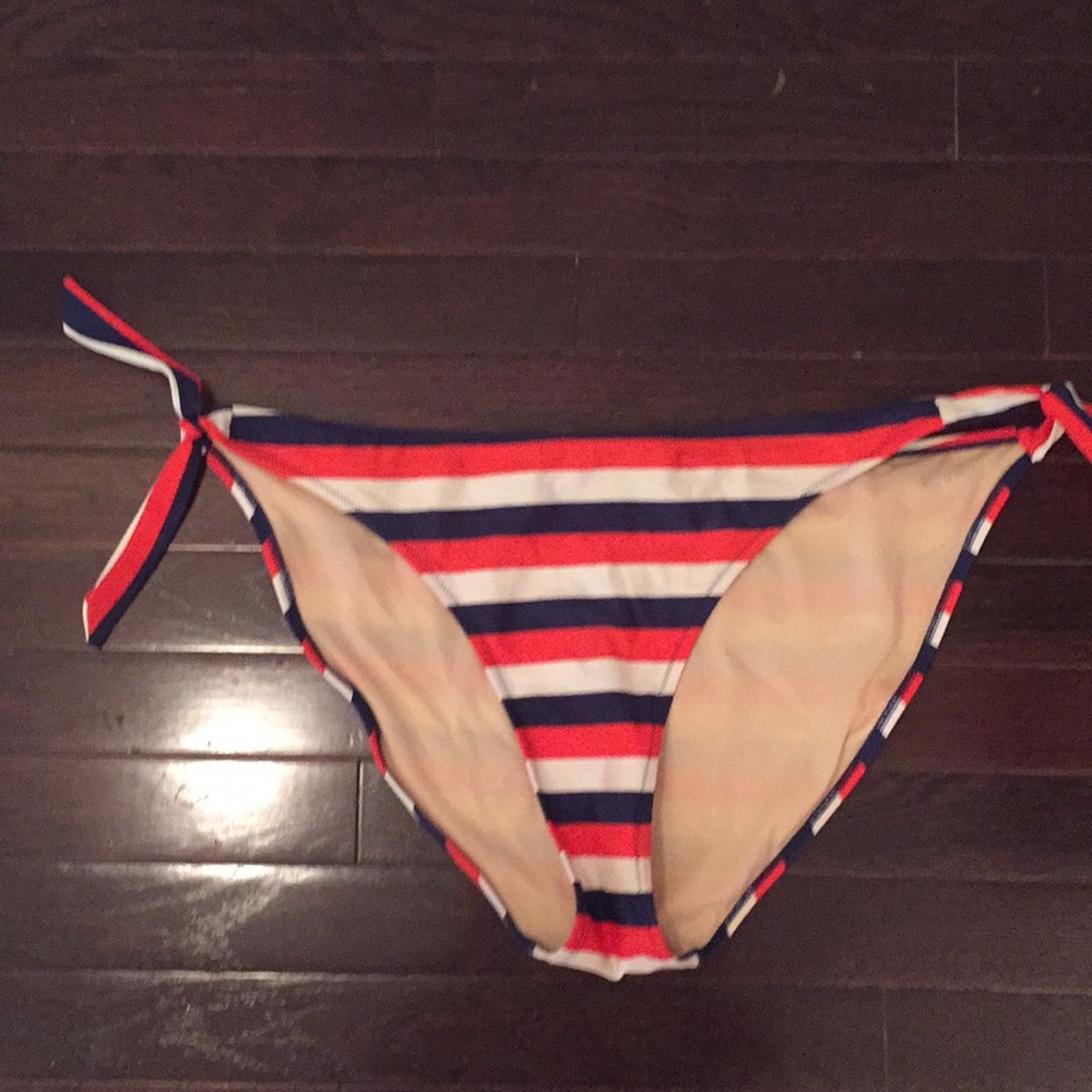 Patriotic Side-tie bikini bottoms.